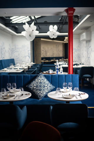 Madame Fan MICHELIN-recognized restaurant in Paris with elegant, modern Chinese-inspired décor.