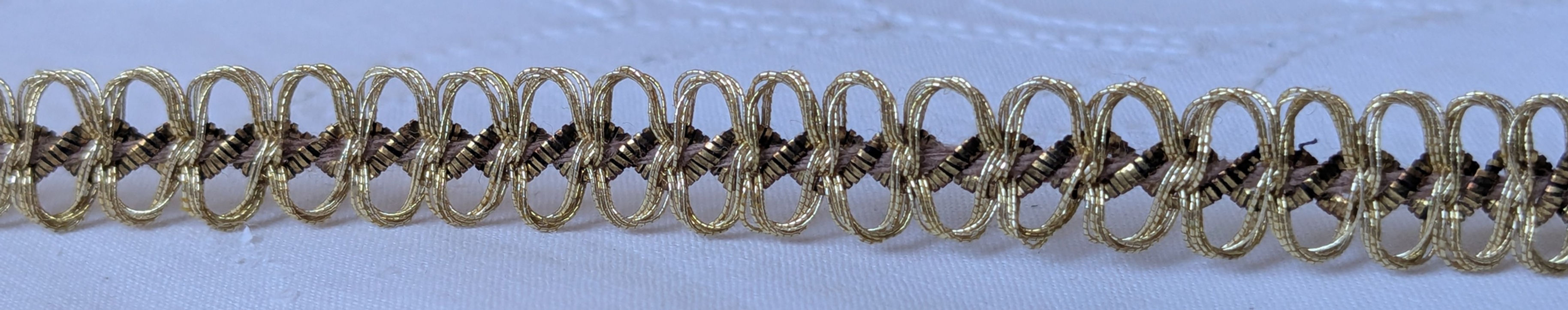 Vintage Gold Metallic French Trim Loop Edges