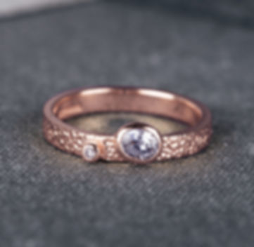 Asymmetrical engagement ring in 9ct rose gold and Diamond
