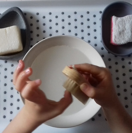 apprens moi à faire seul atelier se laver les mains