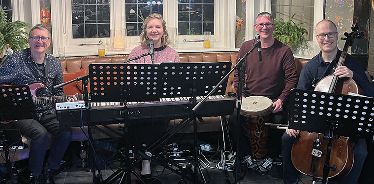 Cozy & The Dukes at The White Hart.jpg