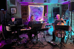 Cozy & The Dukes at The Chineham Arms 25.02.23