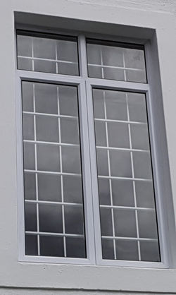 cottagepane3