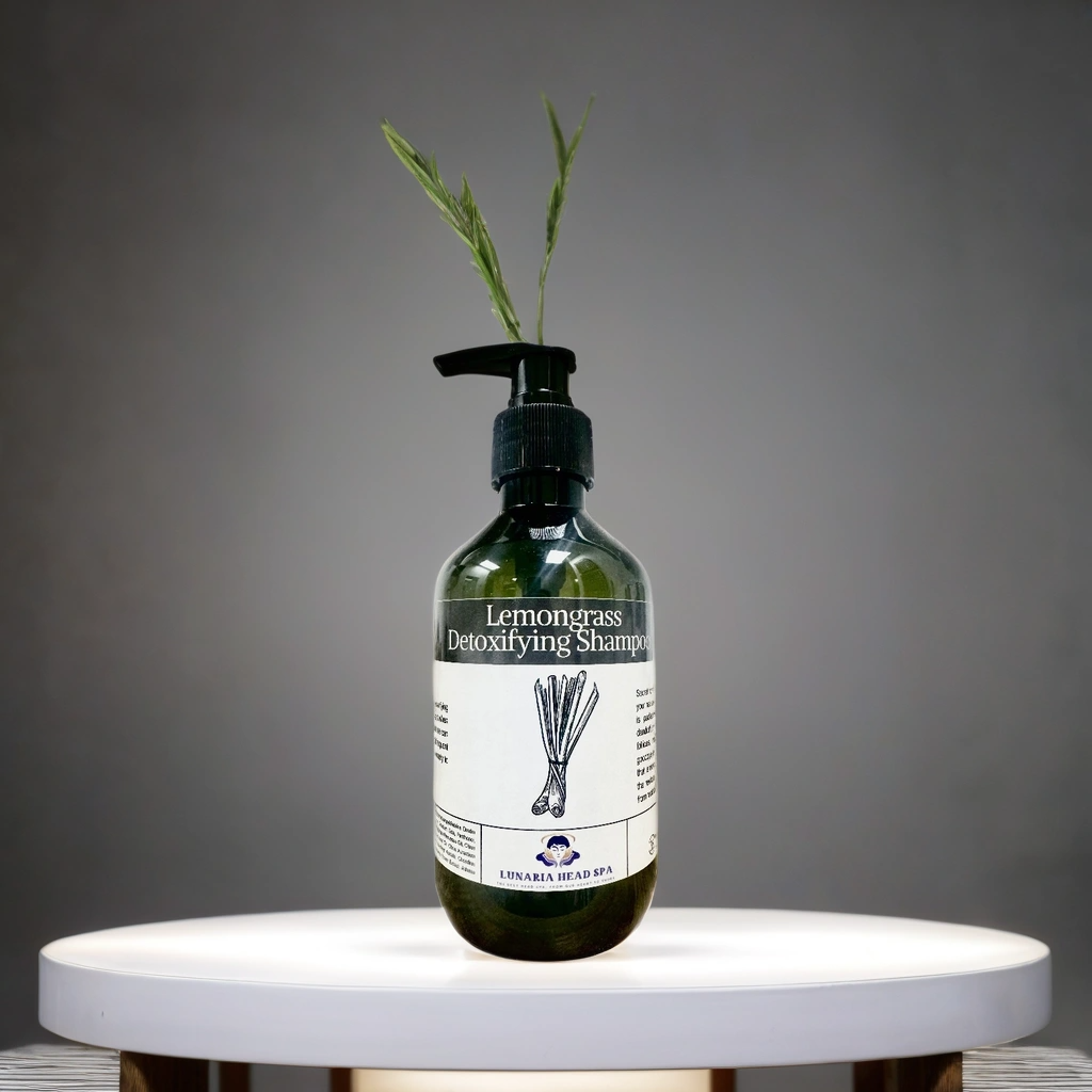 LUNA Lemongrass Detoxifying Shampoo