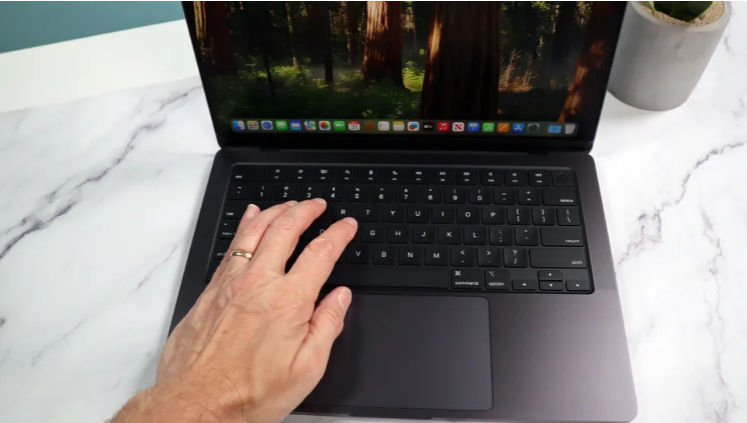 Want to turn your MacBook into a weighing scale?