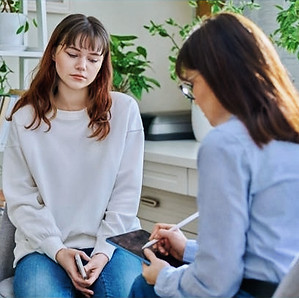 istockphoto-1994486683-612x612_edited.jp