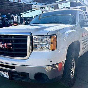 MOISES CHEVY SILVERADO LIC 8U16958.jpeg