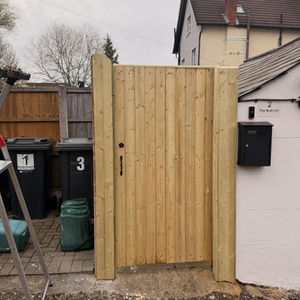 Bespoke gate