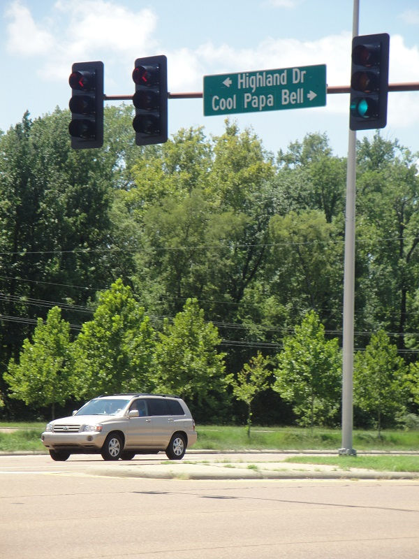 The road leading to the Mississippi Sports Hall of Fame & Museum is named after Cool Papa Bell