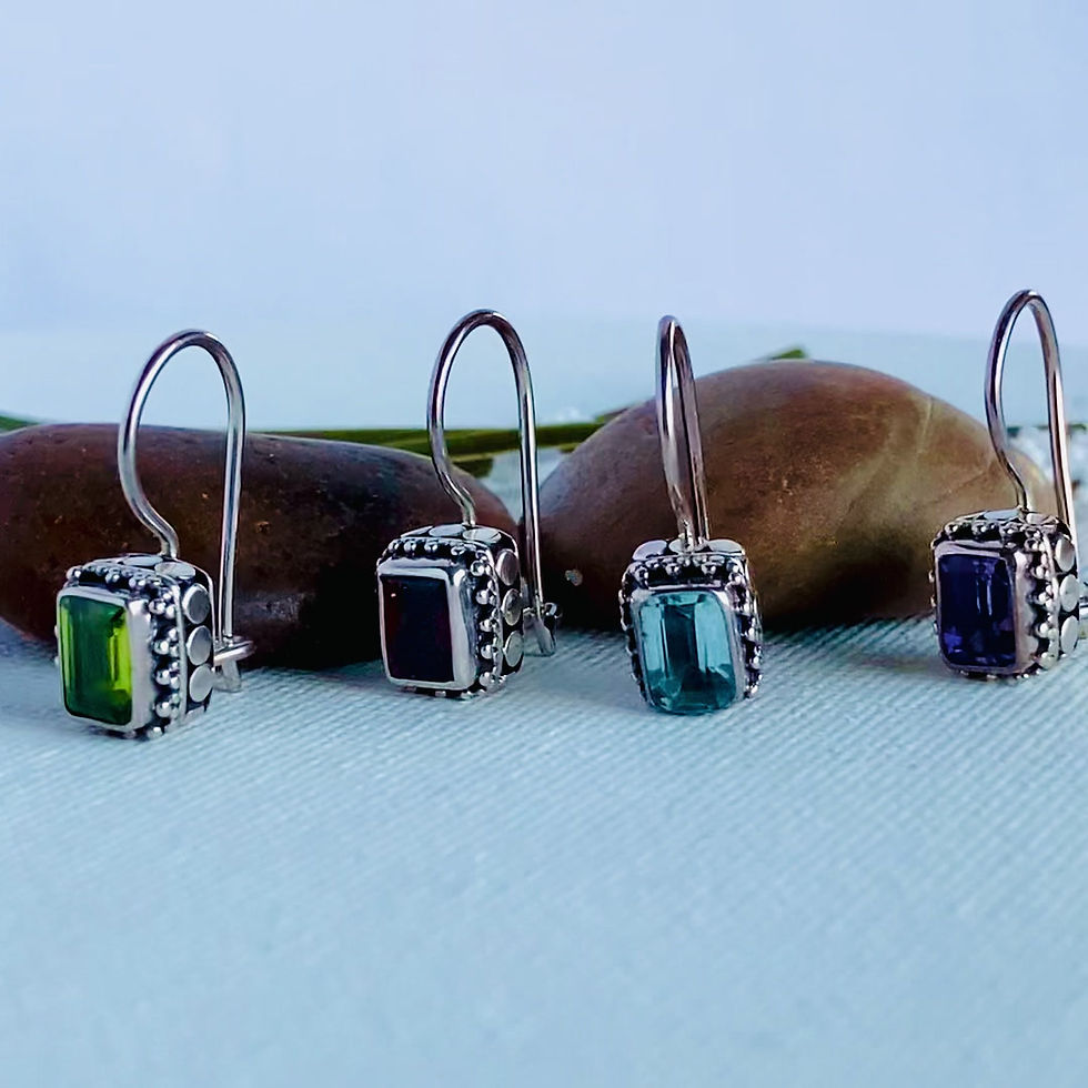 Thumbnail: The Square