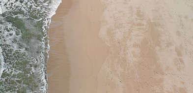 Dune avec des motifs type ondulation à la surface de l'eau