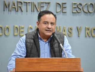 LEANDRO DE LA O Drástico que se le recorte al 50 por ciento los días de aguinaldo a la clase trabaja