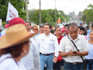 HABITANTES DE TAMULTÉ DE LAS SABANAS RESPALDAN A EVARISTO HERNÁNDEZ CRUZ

*El candidato a la alcaldí