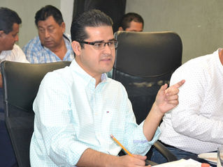 Realizan reunión de trabajo
diputados con titular del OSF
· Los legisladores Intercambia