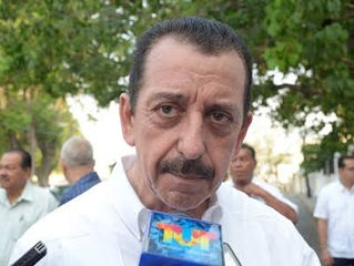 LEANDRO DE LA O El dirigente de la Federación de Trabajadores Obreros de Tabasco (FTOT), Edgar Azcu