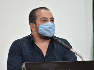 LEANDRO DE LA O
El diputado local de MORENA, Charlie Valentino León Flores Vera, pidió al gobernador