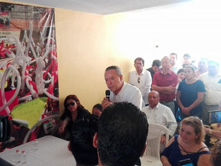 LEANDRO DE LA O
El ex aspirante al gobierno de Tabasco, Humberto de los Santos Bertruy, anunció q