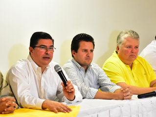 En unidad junto a Gerardo Gaudiano

vamos a ganar: José Antonio De La Vega



·        De La Vega As