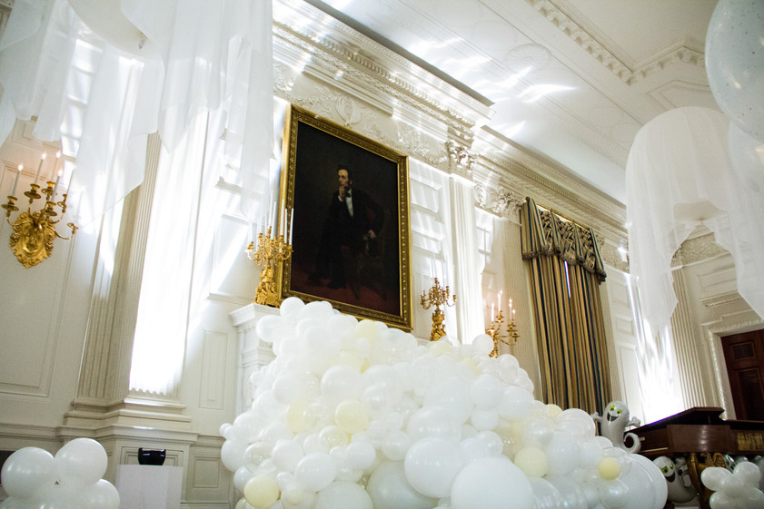 HOLIDAY INSTALLATION