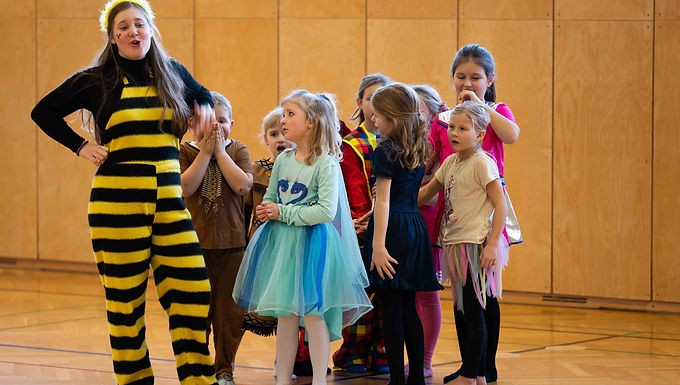 Tanzaufführung bei Faschingsveranstaltung in Grödig