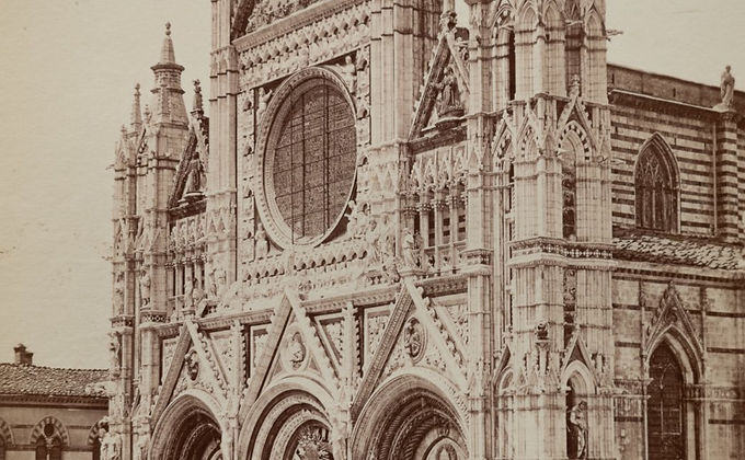 Il Grande Giro
グランドツアー
The Grand Tour:
C19th Tourist Photographs of Italy & Japan