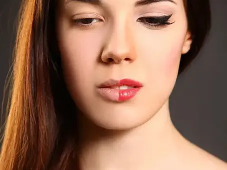 9 Makeup Tricks & Tips to Transform Your Look from Day to Night