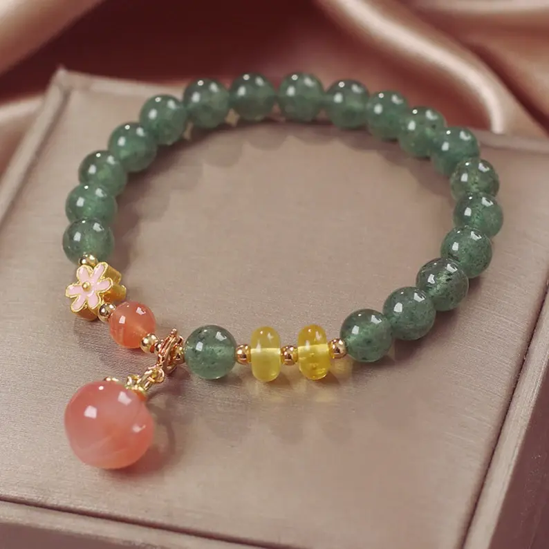FLOWER BEADED GREEN STRAWBERRY BRACELET