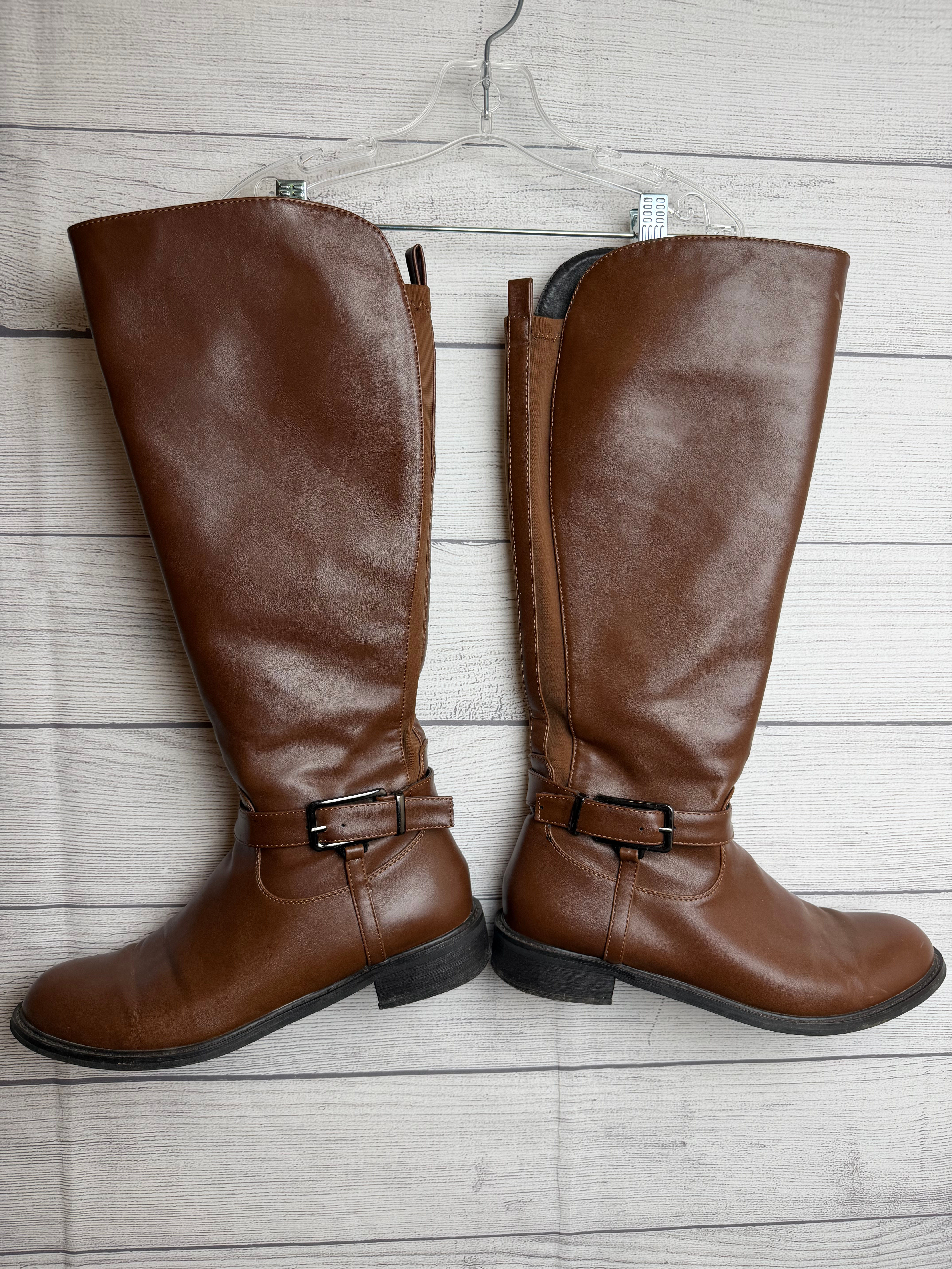 Brown Taxi Tall Boots with Zipper and Stretchy Back ~ 39