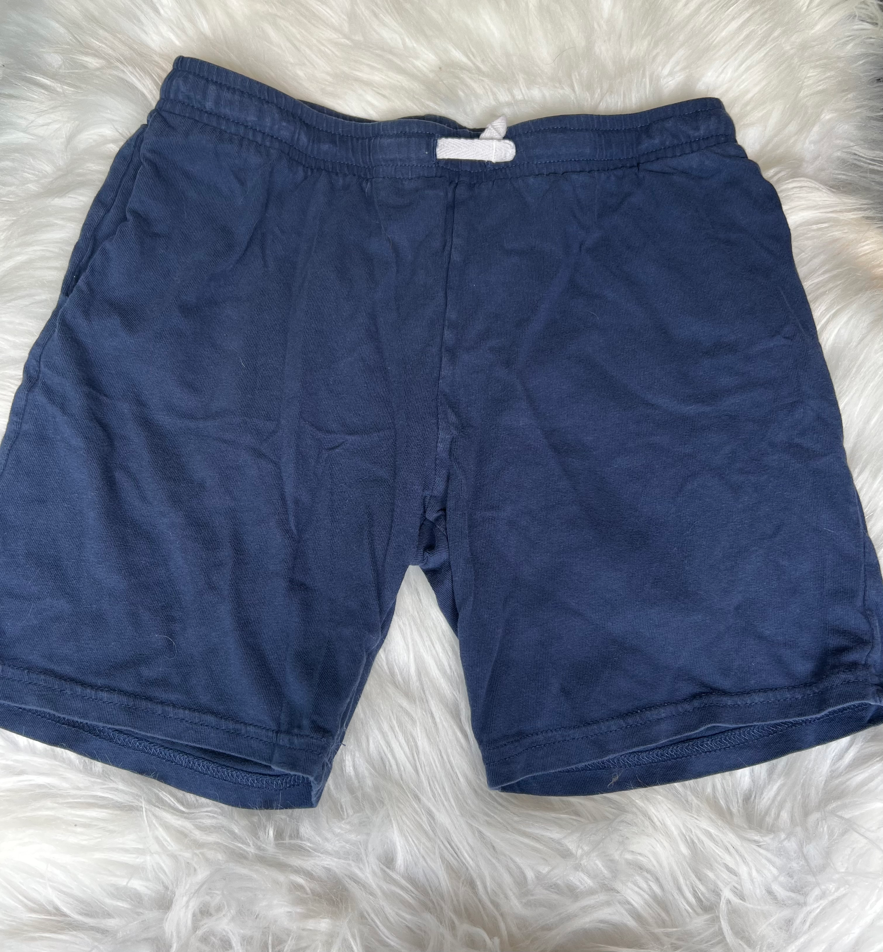 H&M Shorts • 9/10