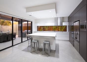 Hibberd Cres, Forde