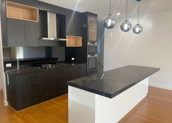 Kitchen 4.jpg
