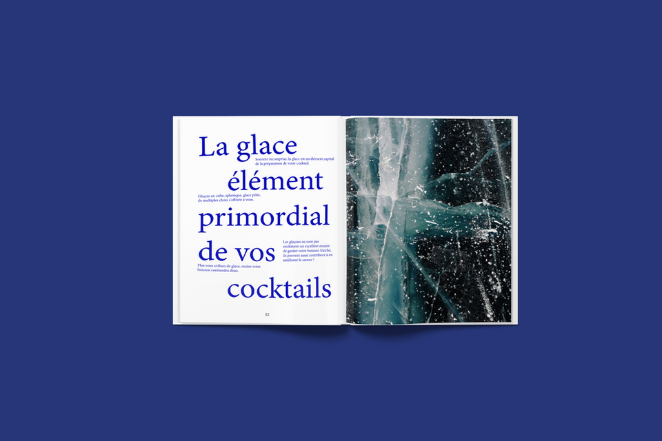 Livre de recette de cocktails, page de respiration sur fond bleu foncé, projet de mise en page et analyse marketing, design graphique, direction artistique par Valentine carré, Théa Jeaugeat-Derue, Eloïse Legendre et Camille de Touzalin