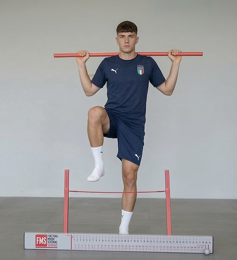 college athlete performing functional movement screening Lakeville MN chiropractor sports injury assessment