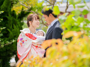 お宮参りの写真（兵庫県南あわじ市）