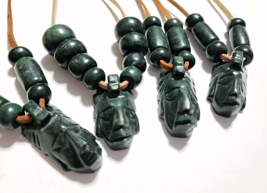 Thumbnail: Pre-Hispanic Unisex Jade necklace with a carved Mayan head pendant