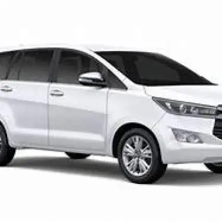 Sewa Innova Venturer Bandara Surabaya [Juanda] Terbaru