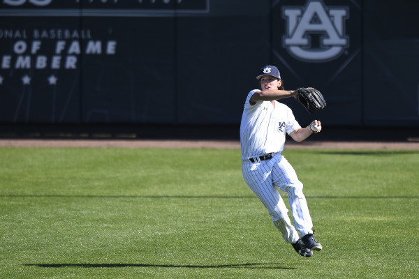 Tigers Down Jackets, Win Eighth Straight