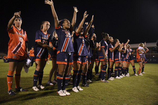 Soccer Seniors Finish on High Note