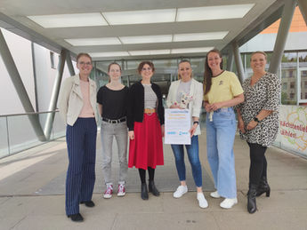 Wir schenken der Welt ein Lächeln!