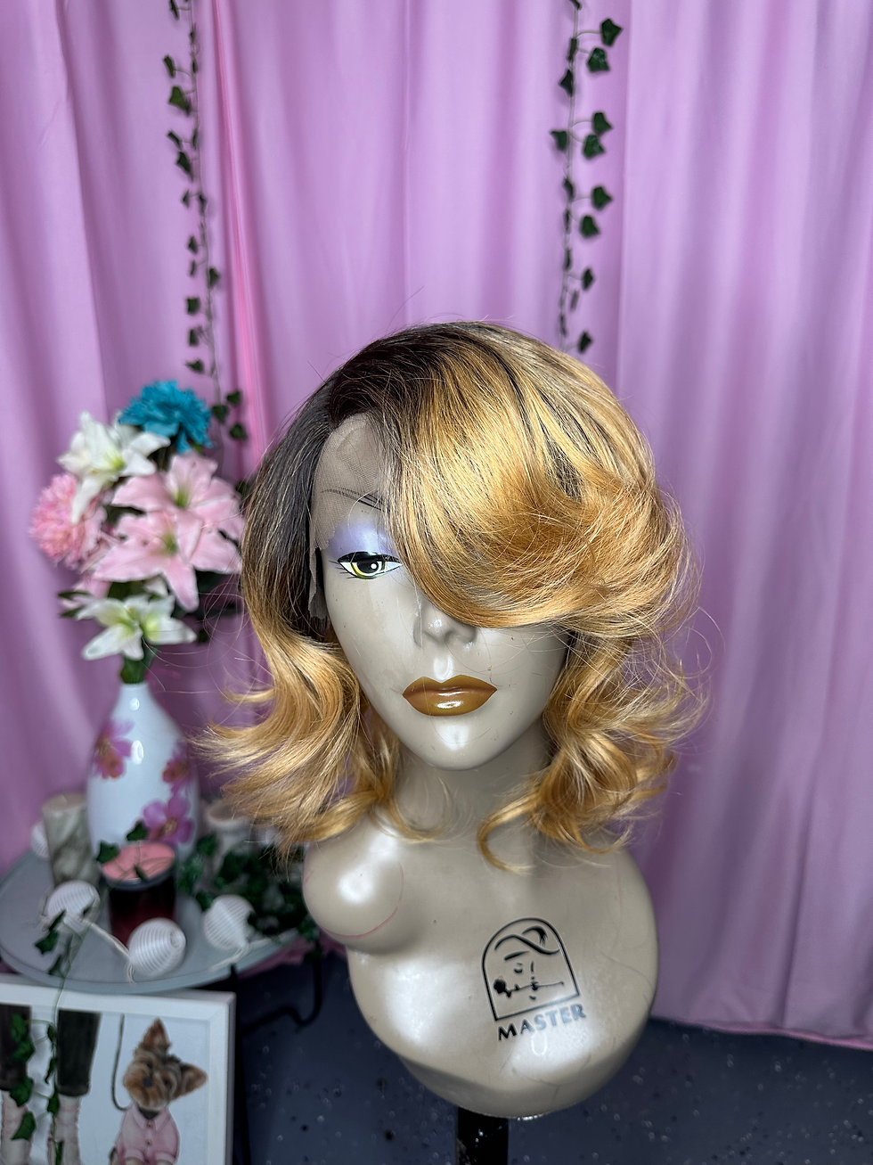 Thumbnail: Ombré Blonde Closure Wig 