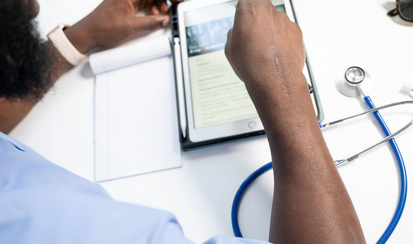doctor-doing-treatment-planning.jpeg