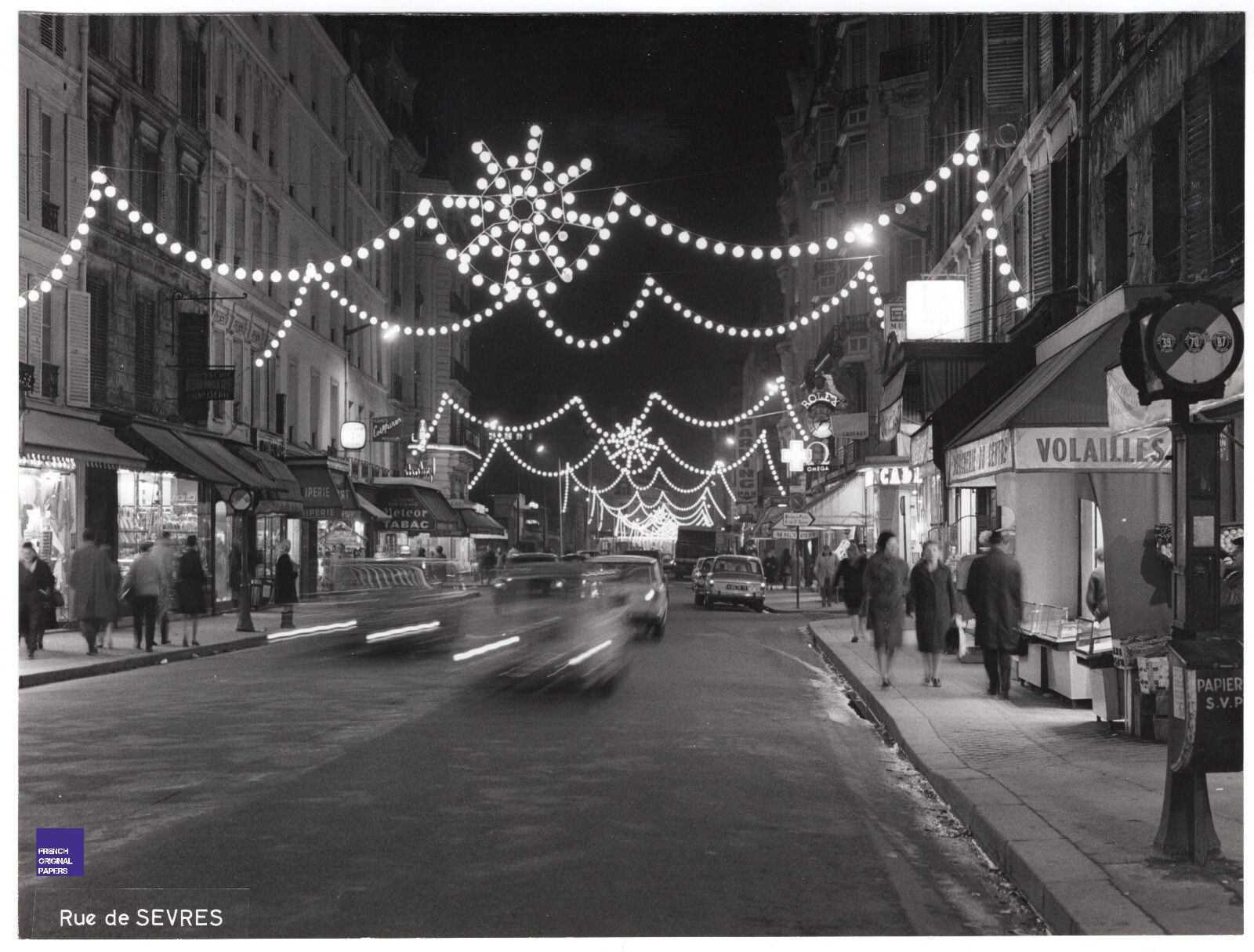 Paris Rue de Sèvres GRANDE Photo originale 1967 décorations Noël magasin Rolex