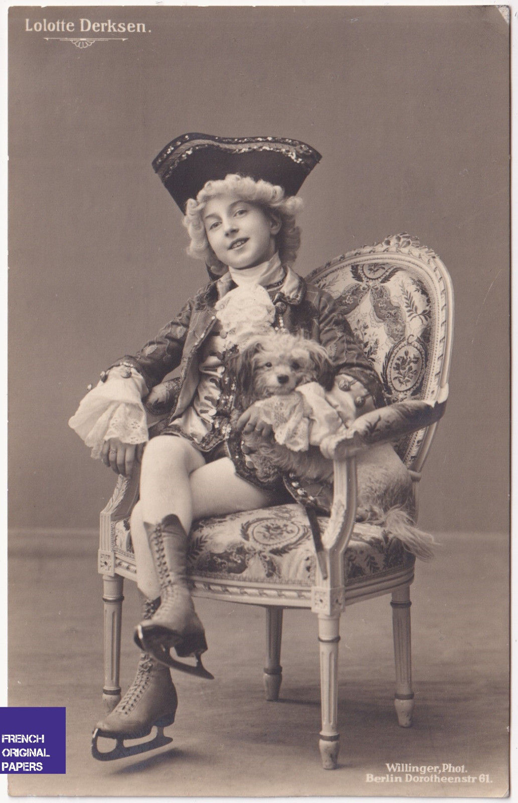 Lolotte Derksen 1910 Ice Ballet Skating danse mode vintage CPA Postcard fille