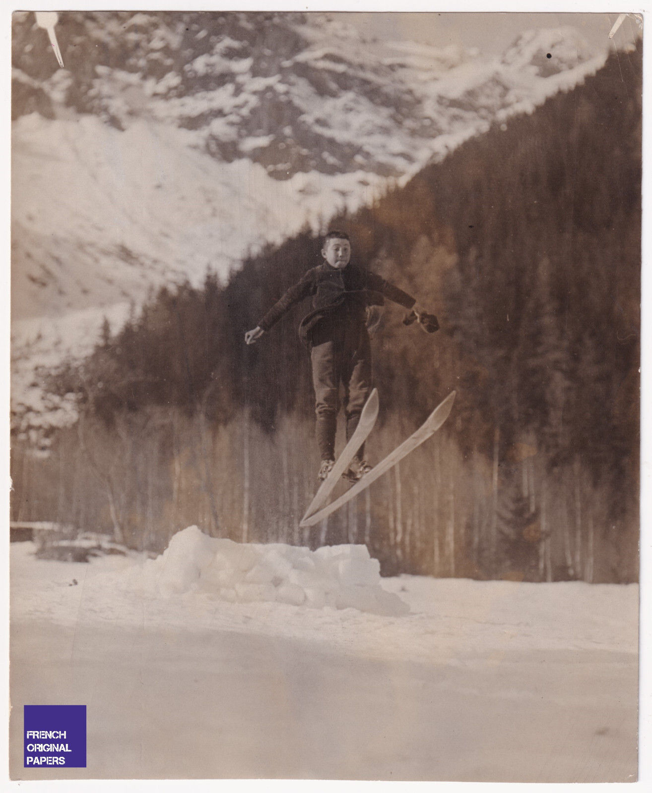 Saut à Ski 1930 Photo 14x12CM enfant sports d'hiver Tremplin Chamonix Mont-Blanc