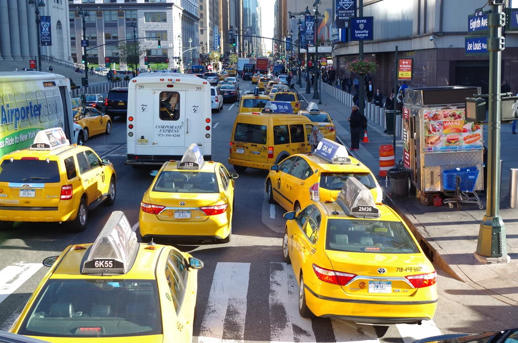 New York taxis | The Colour Chronicles New York taxis | The Colour Chronicles