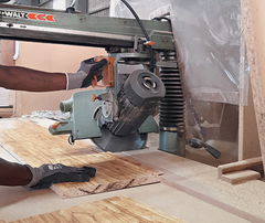 New panel saws for calibrated sawing.