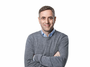 Introduction to Dr Rainer Müller-Finkeldei , Head of Mercedes-Benz Trucks Product Engineering