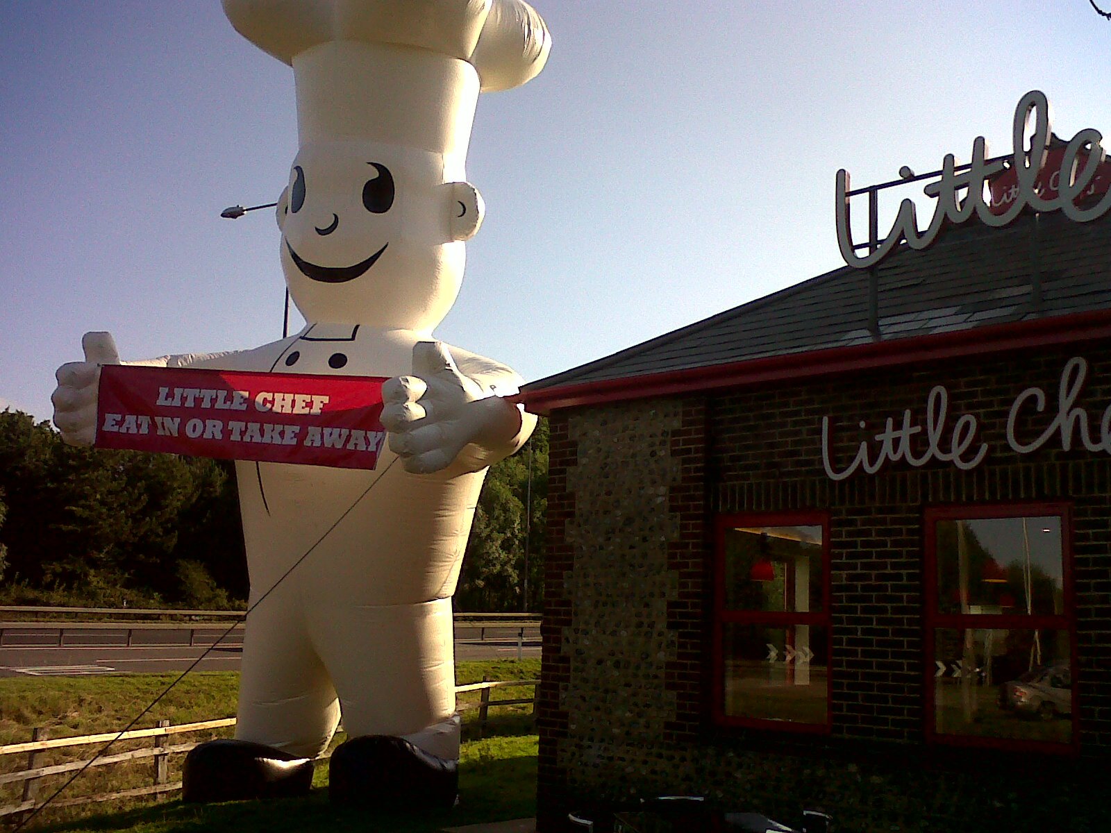 INFLATABLE CHARACTER