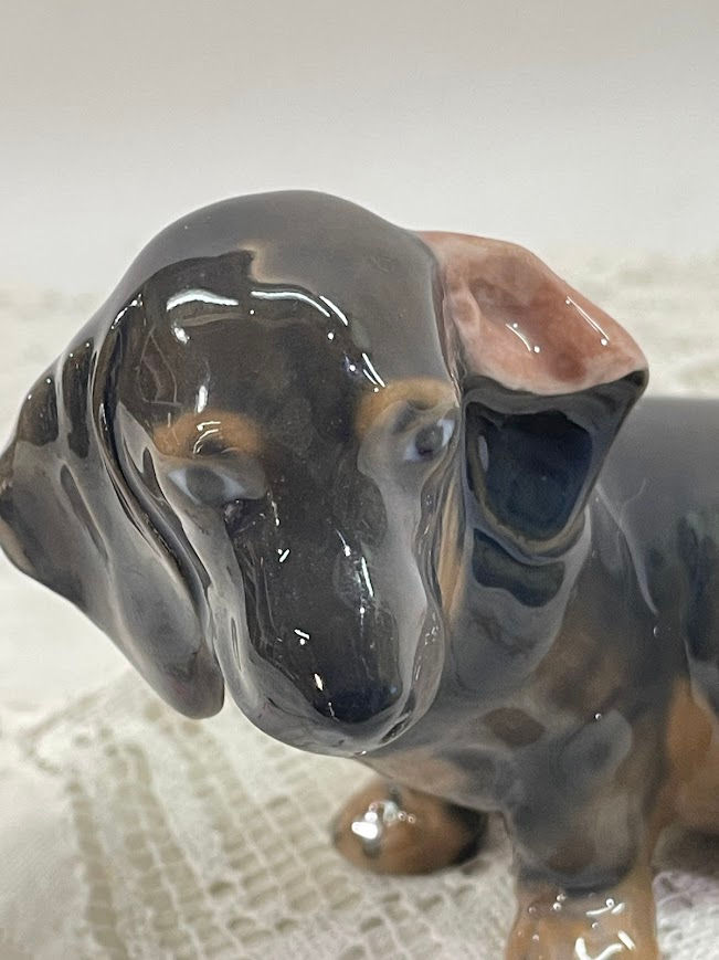 תמונה ממוזערת: פסלון כלב תחש פורצלן – Royal Copenhagen דנמרק – מודל 3140