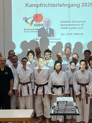 Drei Nationalkader-Athleten in ungewohnter Rolle